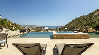 Casa De Moe Camino Del Mar 30 — House for sale in Cabo San Lucas