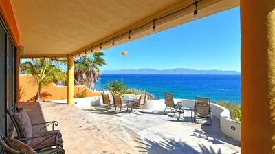 Casa Vista Infinita Acceso Orca — House en venta en La Paz