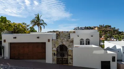 La Casa Bendecida — House for sale in Cabo San Lucas