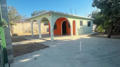 Mango Casita Lote 6 Prof. Jacinto Rochin Pino — House for sale in San José del Cabo