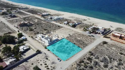 Beside Four Seasons Aman Resor Lot 5 Location Location Location — Land for sale in East Cape