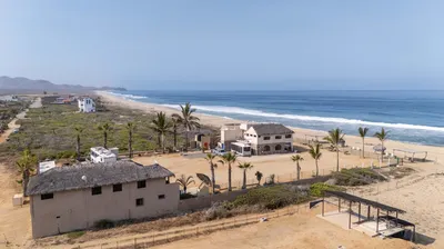 Cerritos Beach Palace South Cerritos — House for sale in Pacific Coast