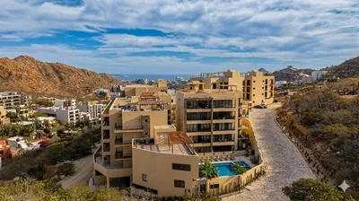 Vista Mare #5201 Don Alberto — Condo for sale in Cabo San Lucas