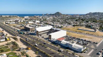 Plaza Magnus Center — Commercial for sale in Cabo San Lucas