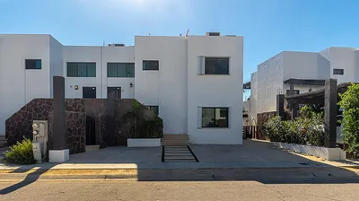 Cumbre Del Tezal 10 -10 Isla San Marcos — House for sale in Cabo San Lucas