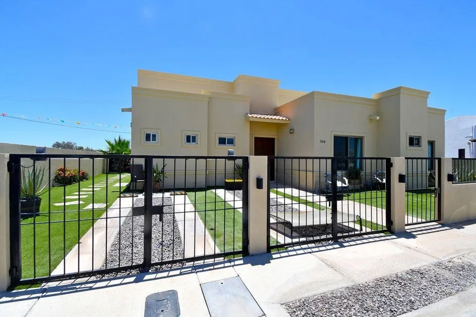 Casa Gracy 550 Benevento Via — House for sale in La Paz