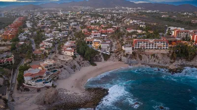 Villa Del Rey 17 Playa Del Rey — House for sale in Cabo San Lucas