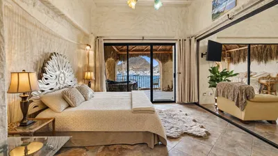 Tesoro Casa Bajalla 48 Calle Sin Nombre — Condo for sale in Cabo San Lucas
