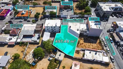 12 De Octubre Lot Mnza 62 Av. Leona Vicario — Land for sale in Cabo San Lucas