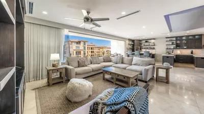 One Medano 15E Paseo De La Marina — Condo for sale in Cabo San Lucas