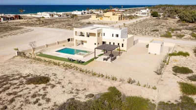 Casa Eddie Los Pinos East Cape — House for sale in East Cape