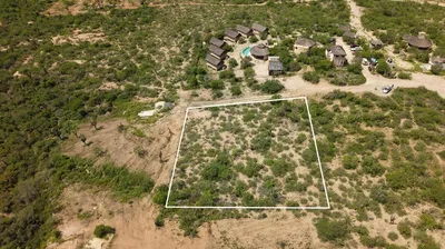 Lote Lira — Land for sale in Pacific Coast
